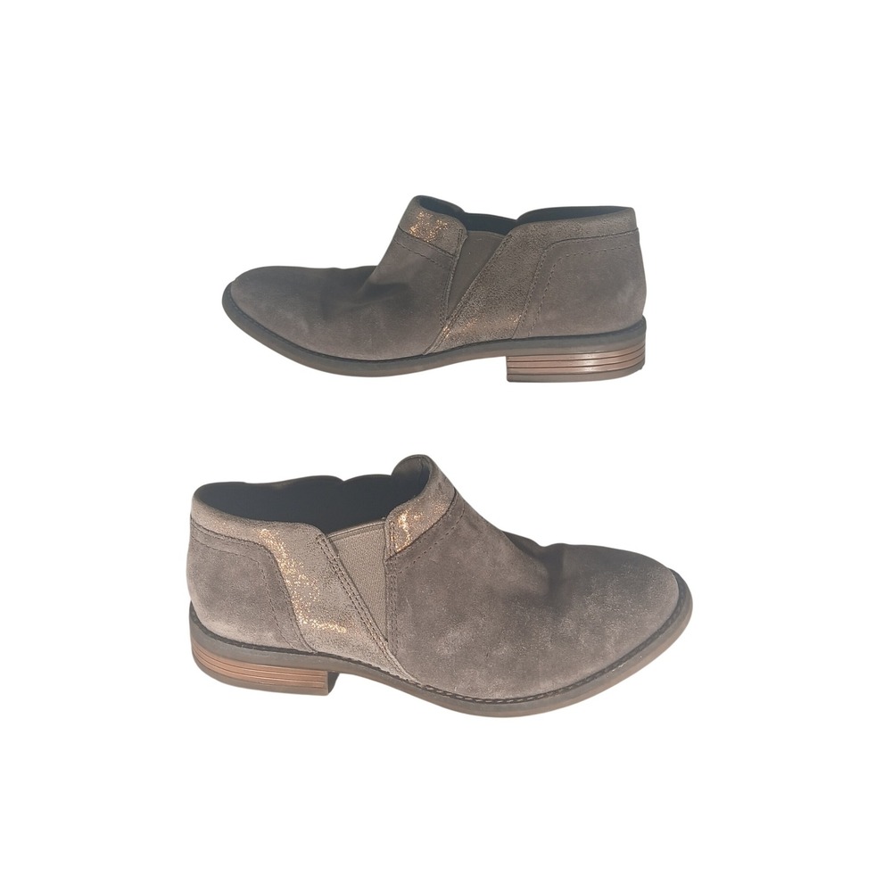 Clark Collection Women's Taupe Suede Ankle Boot Glitter Accent Elastic Side US 8